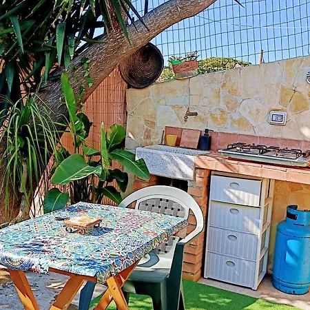 Spacious Entire - Sicilian Design - By Sea With Garden & Parking * Aci Castello