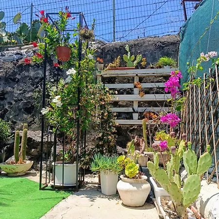 Spacious Entire - Sicilian Design - By Sea With Garden & Parking Aci Castello